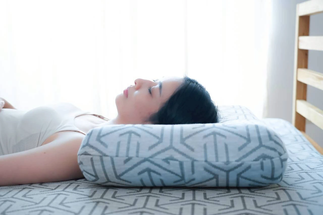 【全館免運】石墨烯恆溫-Z波枕-記憶枕(硬中帶軟) (慢回彈)