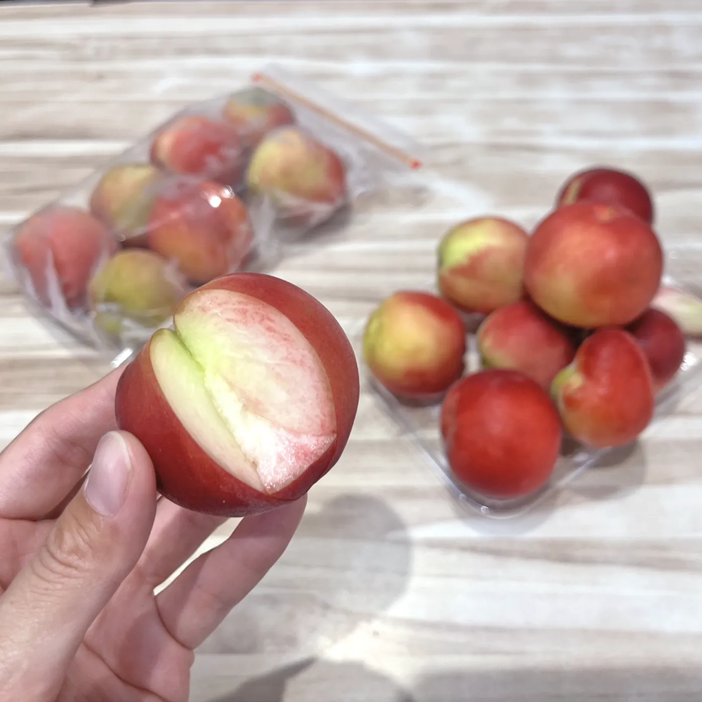 醃紅玉桃子