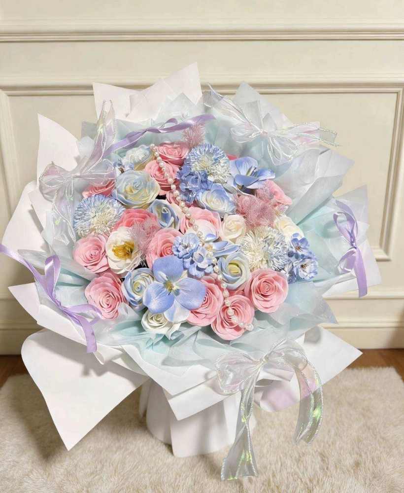 粉藍多巴胺繡球永生香氛花束