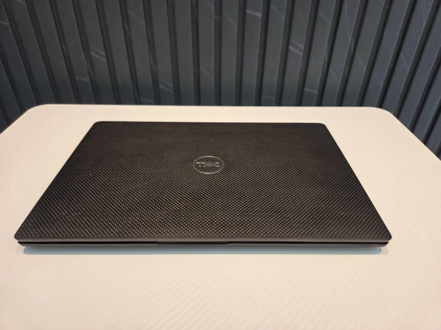 Dell Latitude 7400｜14吋輕薄商務筆電｜i5-8365U｜續行持久