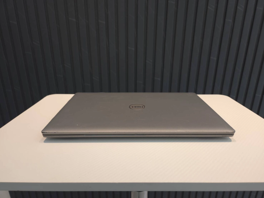 Dell Latitude 5520｜15.6吋商務觸控筆電｜i5-1145G7｜高效大螢幕