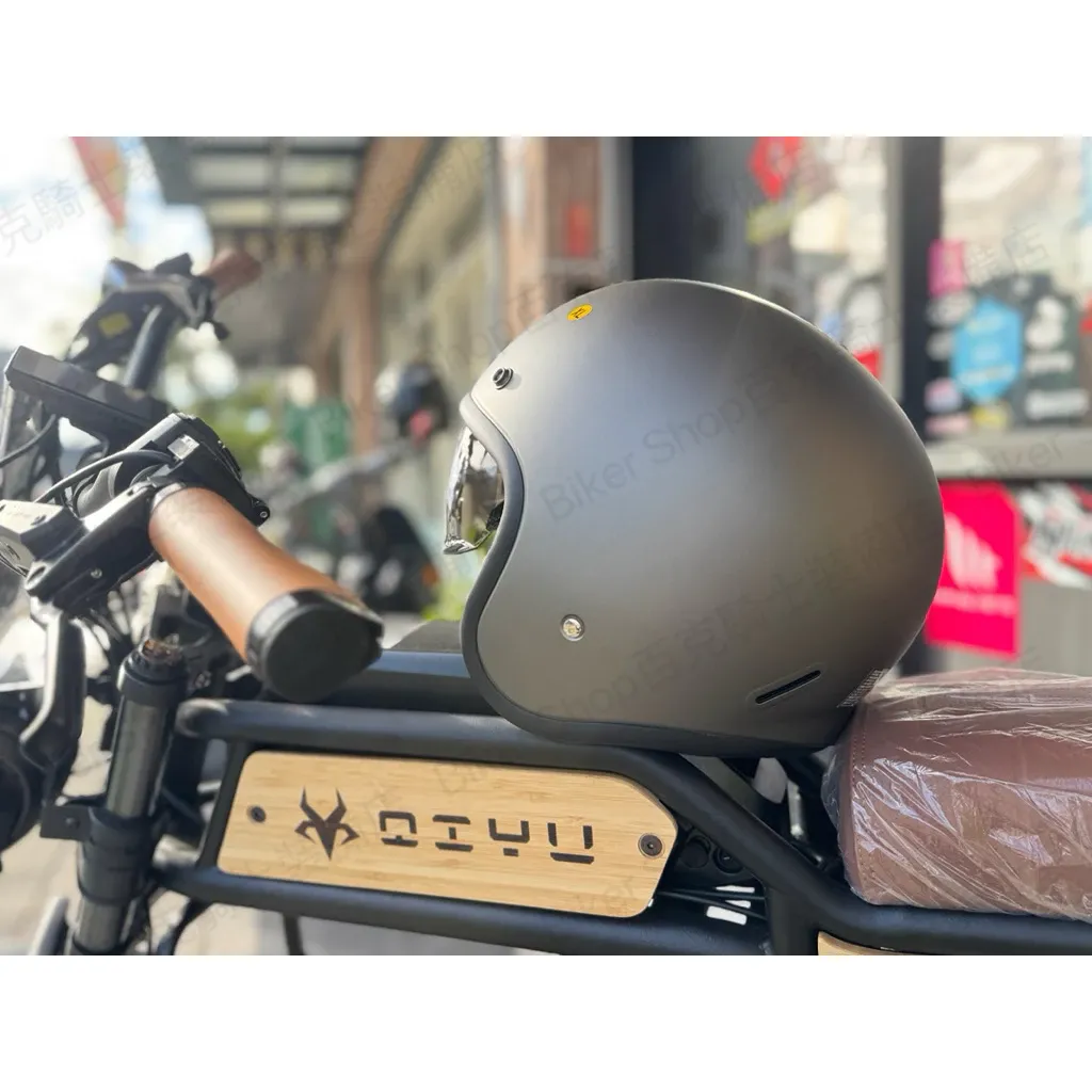 義大利IRIE ASTRAL 復古安全帽 墨內片 3/4罩安全帽 通勤帽