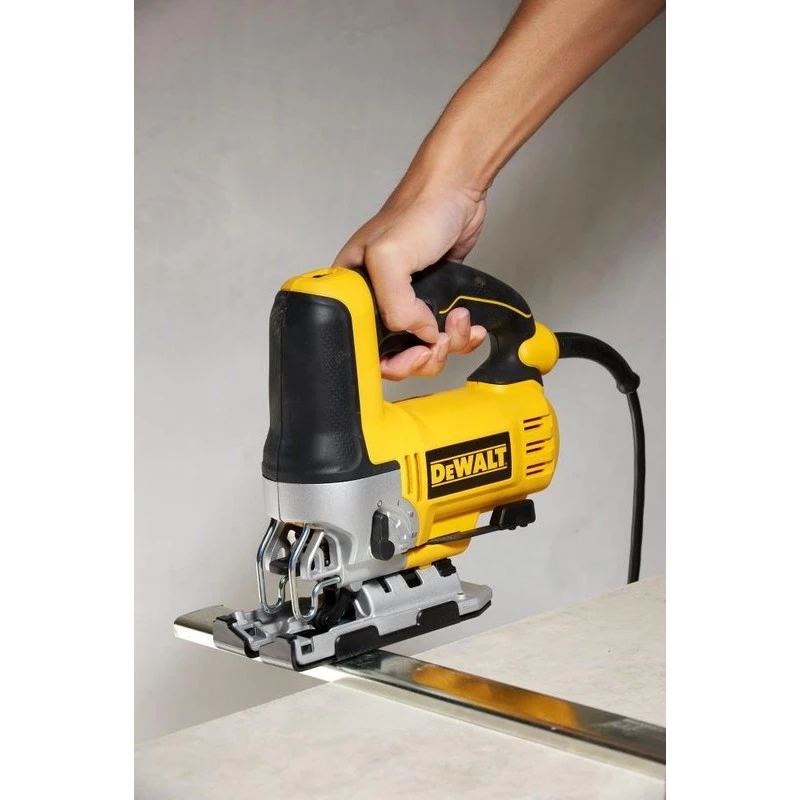 得偉 DEWALT DW349R 500W插電線鋸機-輕量經濟型(強力馬達)