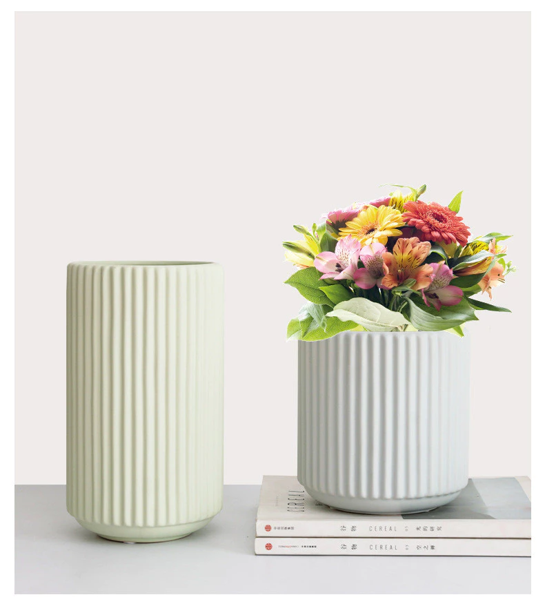 北歐陶瓷 豎紋 乾花 插花瓶 擺飾簡約 花器 軟裝 飾品 台灣現貨出貨