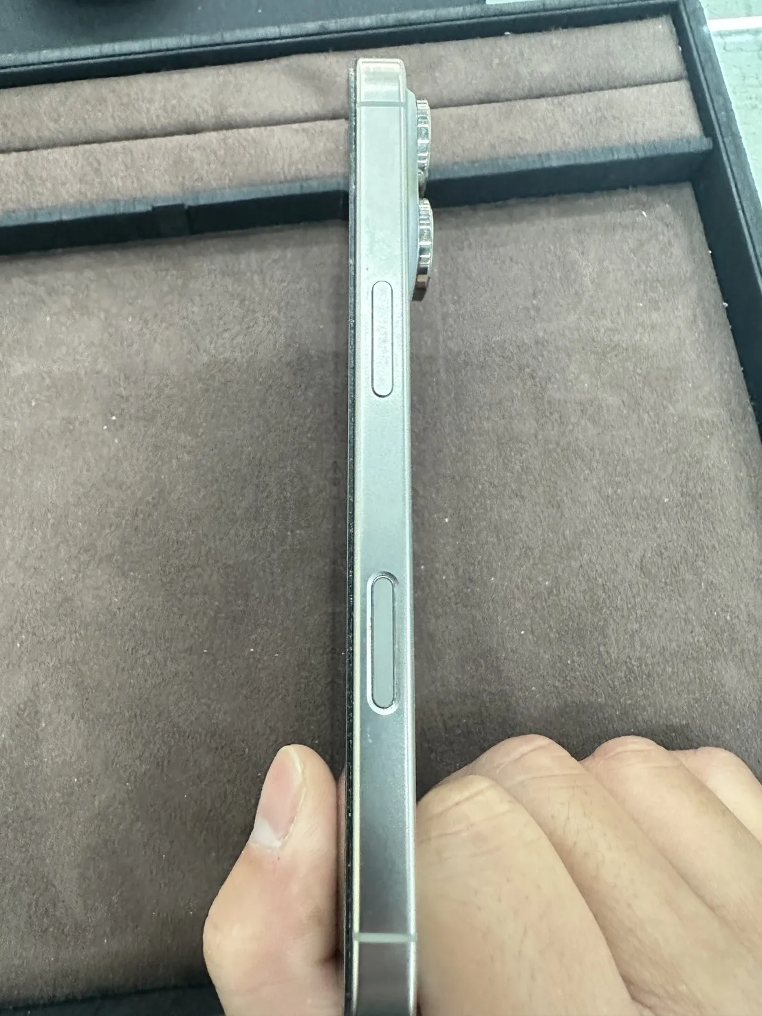 《已售出》Apple iPhone 16 Pro 128G 鈦原色 熱門釋出