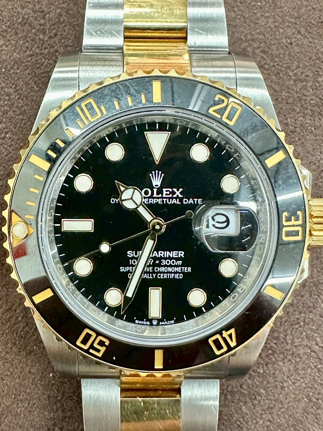 ROLEX 勞力士 Submariner Date 蠔式 潛航者 126613LN 陶瓷框 18K黃金 半金款 黑水鬼 126613 LN 新款3235機芯 2024年保卡 潛水錶 自動上鍊 41mm