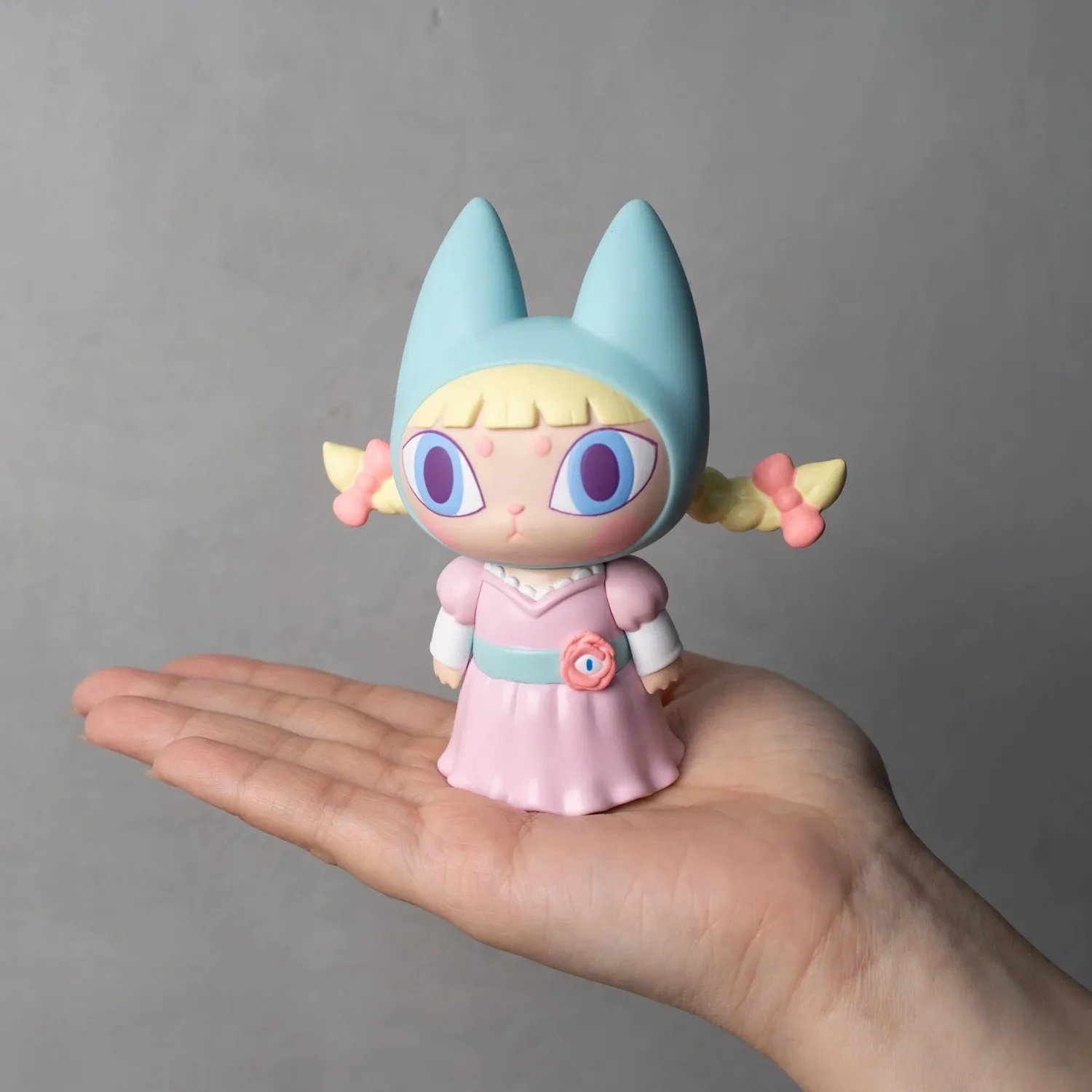 BADMEAW BELLA  TTE / PIN SET  SPECIAL EDITION