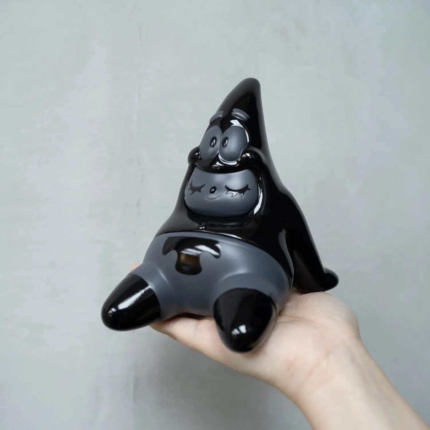 PATRICK GREENIE  IN BLACK EDITION
