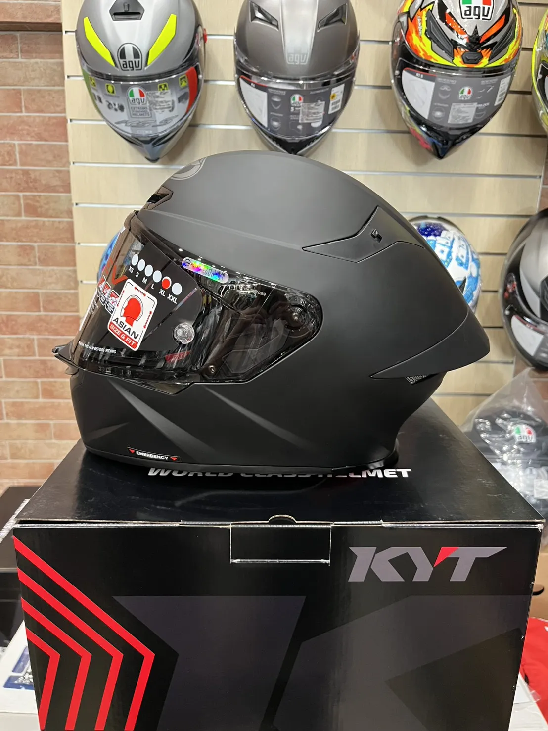 KYT TT-REVO TT-R 素色 霧面黑 消光黑 全罩式 安全帽 送燻黑押尾 公司貨 TTR