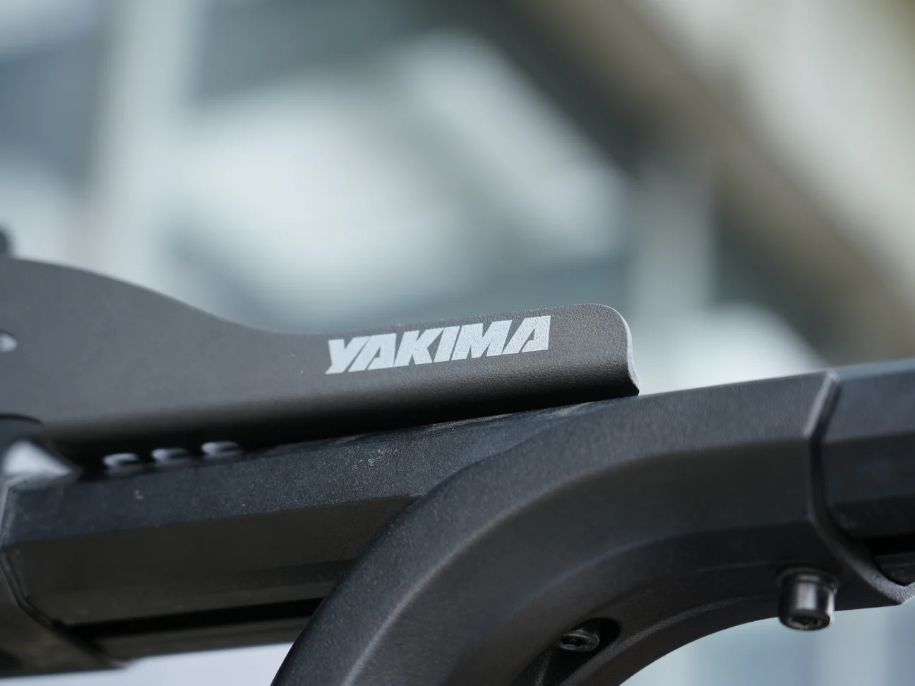 YAKIMA OverNOut 270 車邊帳高度調節支架