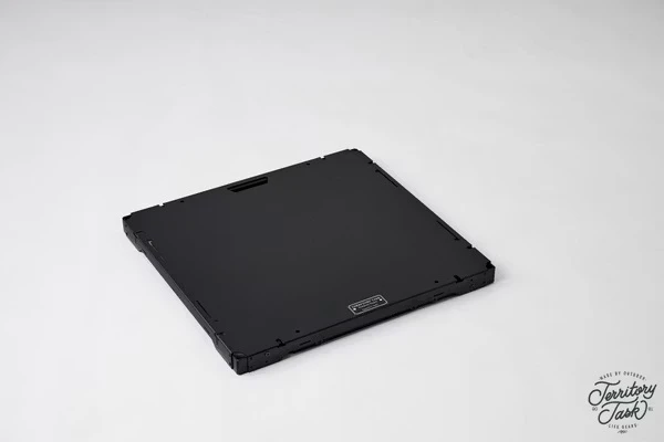 地域仕事 渡鴉二代邊桌｜RAVEN GEN II Side Table