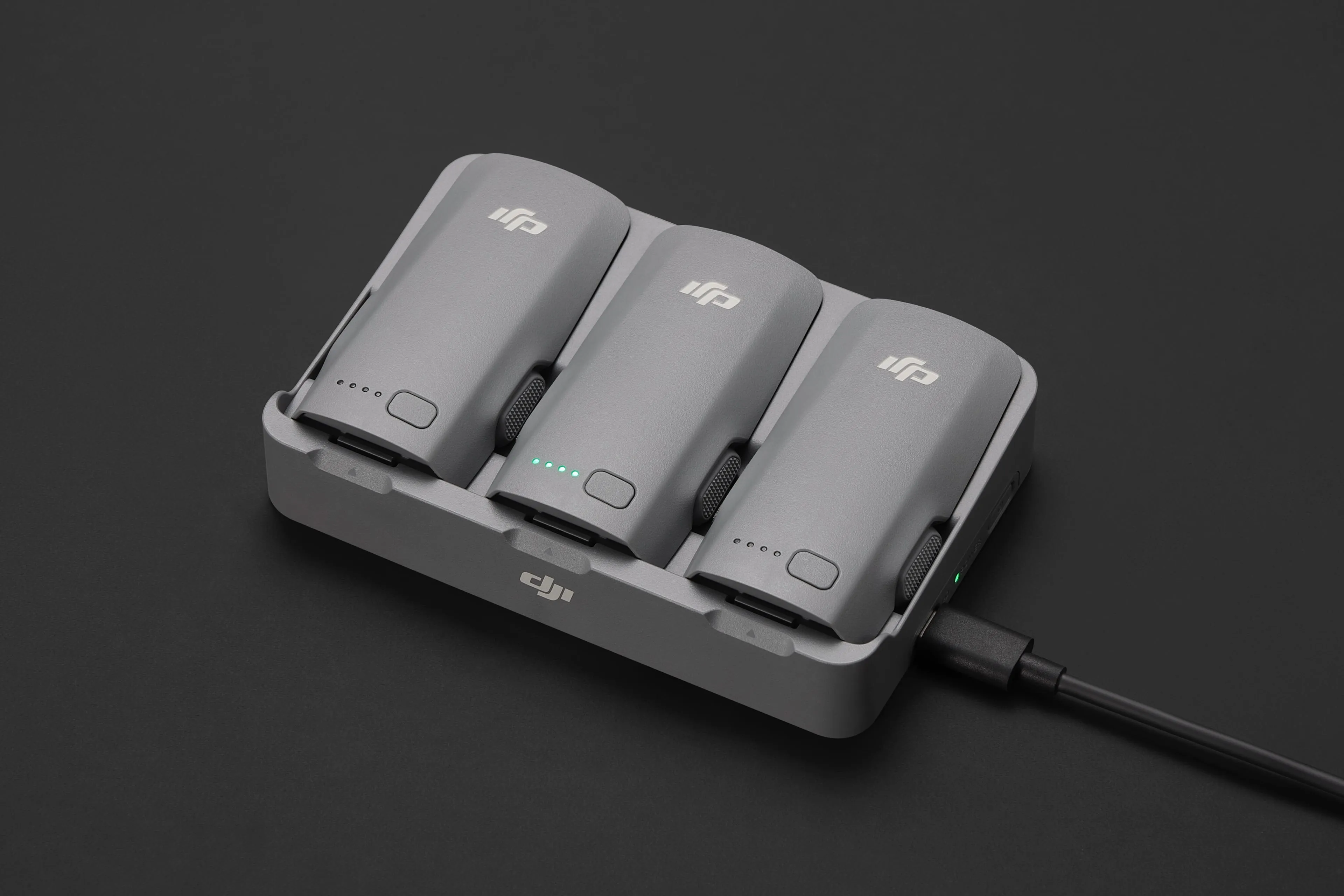 DJI Neo 2 雙向充電管家