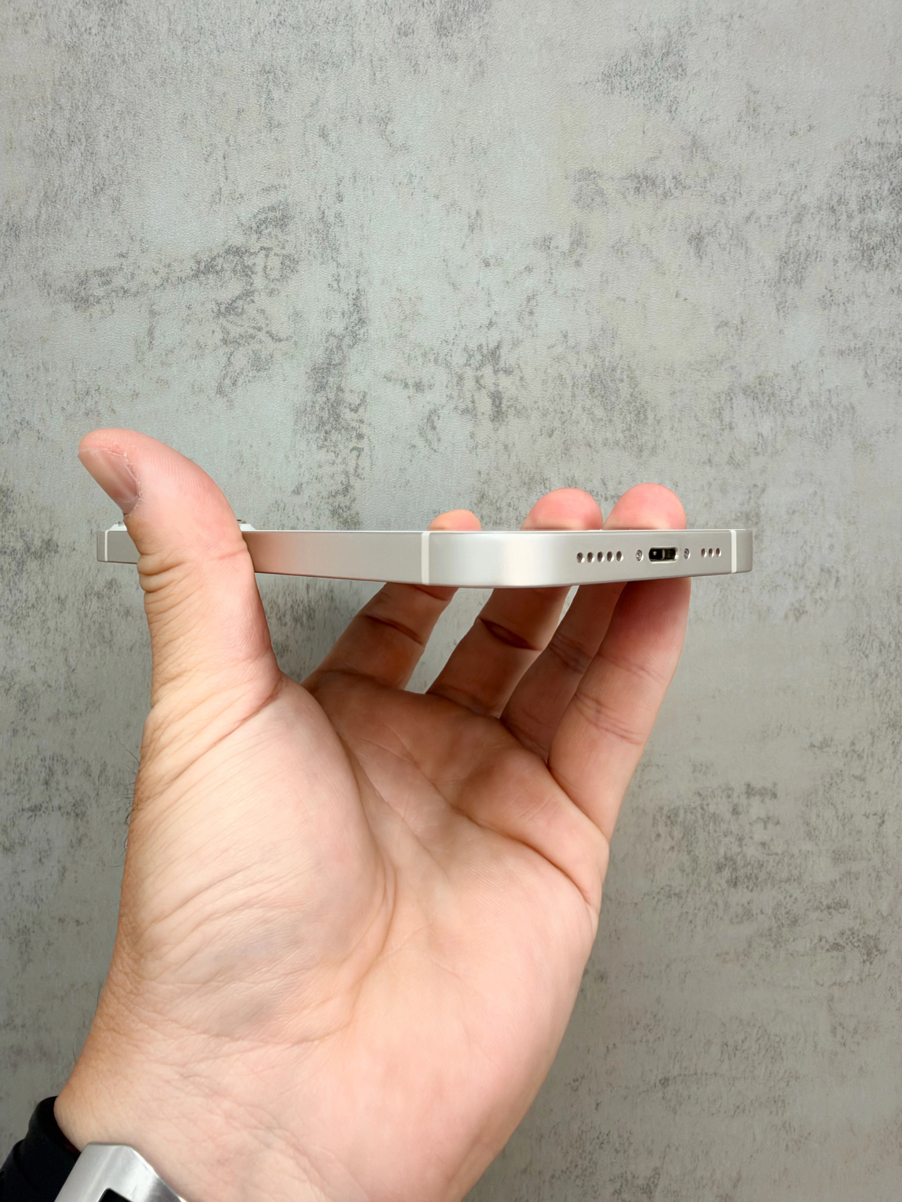 13 128G 白 電池70% #71