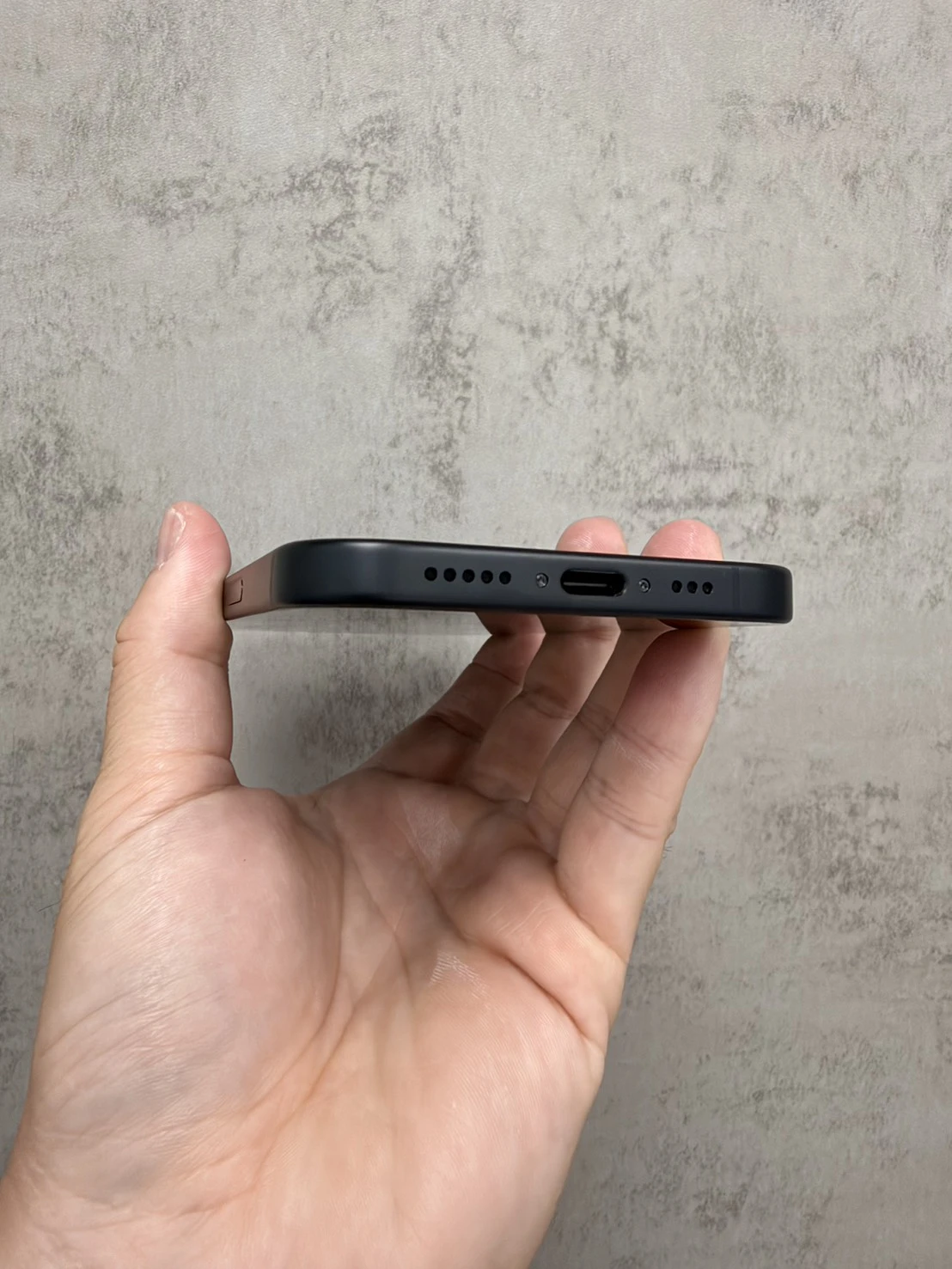 16 128G 黑 電池95% #68