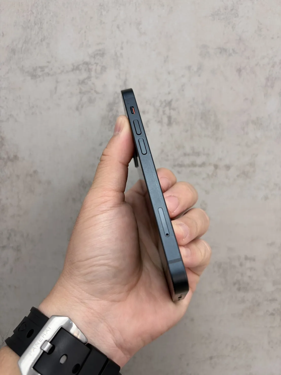 13 mini 256G 黑 電池79% #09
