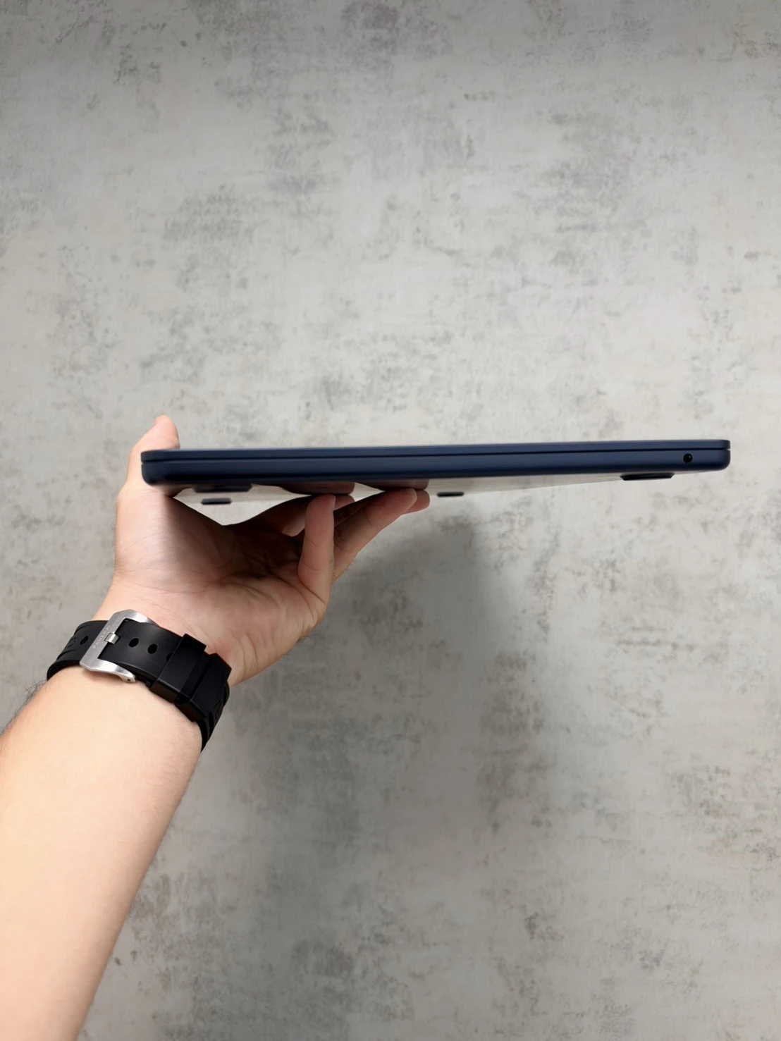 MacBook Air M4 16G/256G 藍+送全新蘋果滑鼠 電池100%