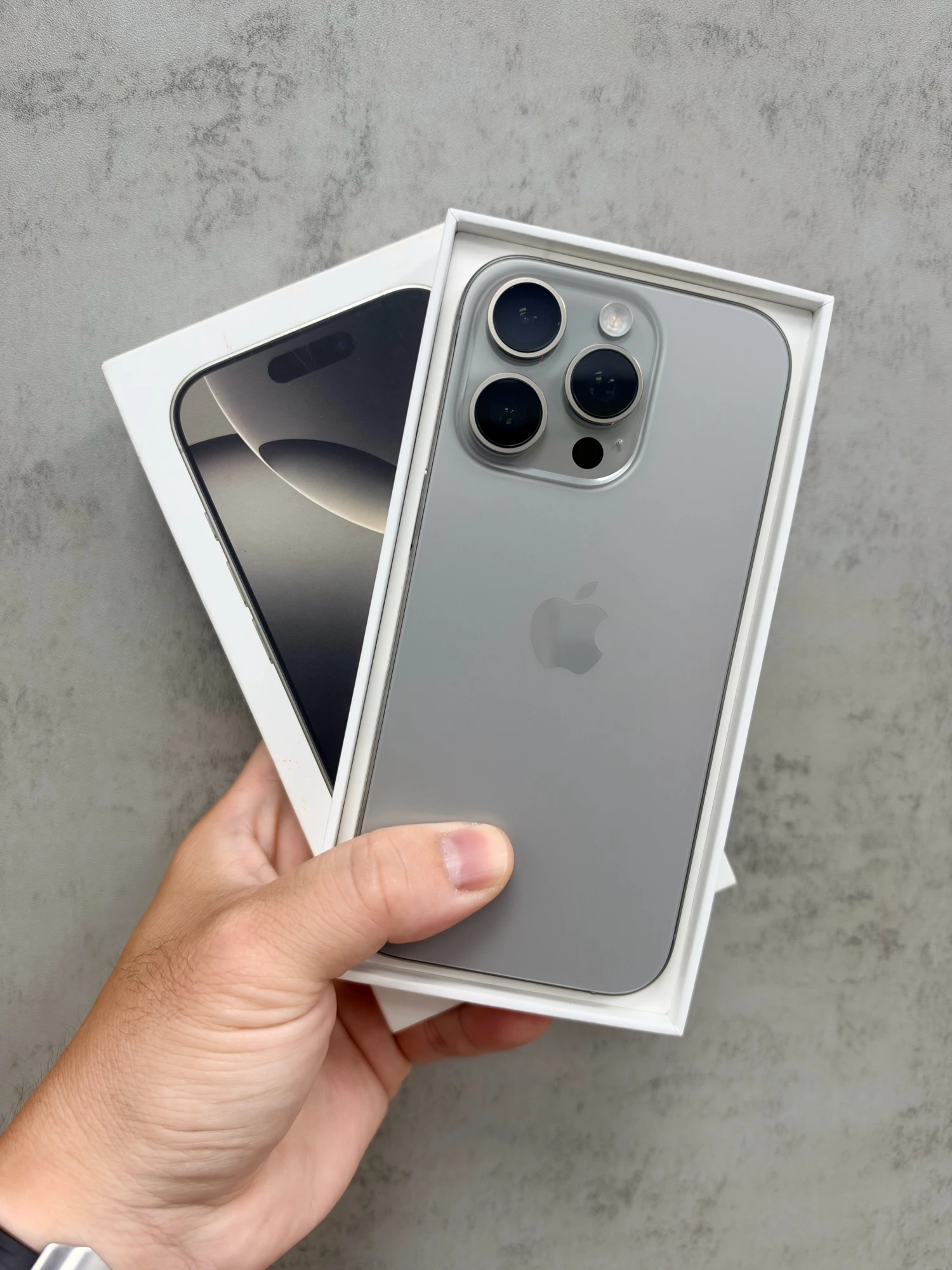 iPhone 16 Pro 原色 電池90% #15