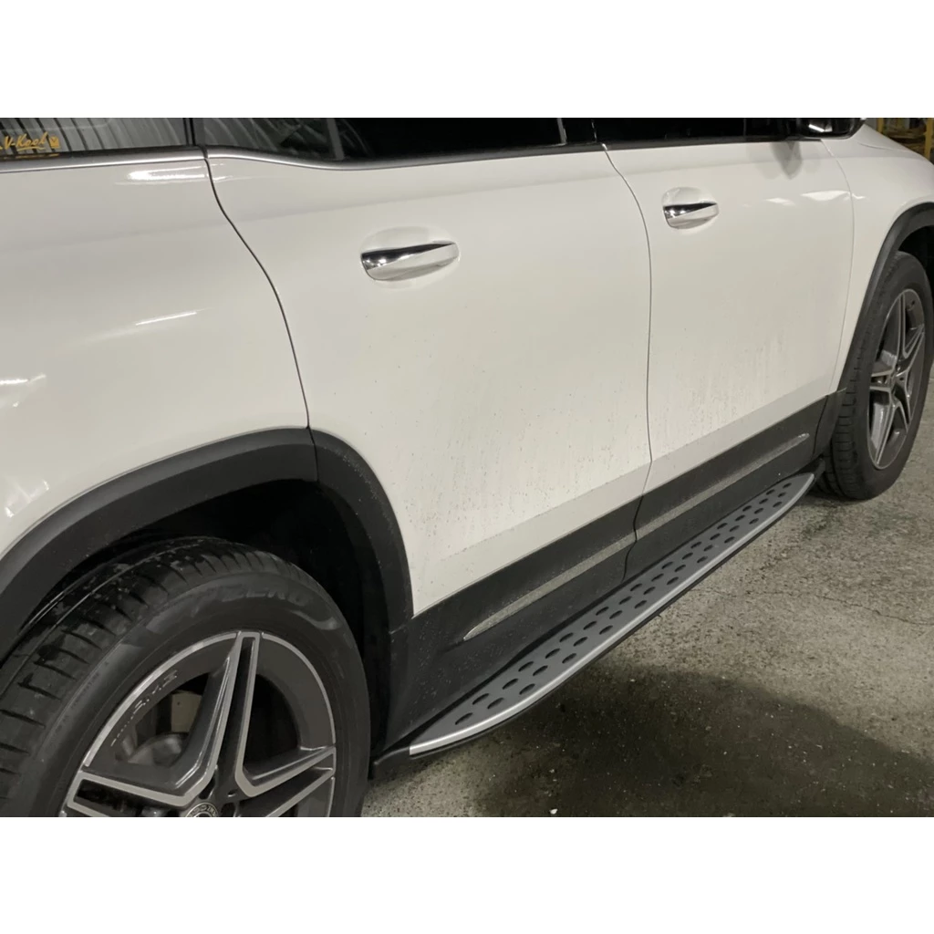 【綠色工場】Mercedes-Benz 賓士 GLB 專用側踏板 含安裝費用 汽車精品 改裝 原廠型側踏板 側踏