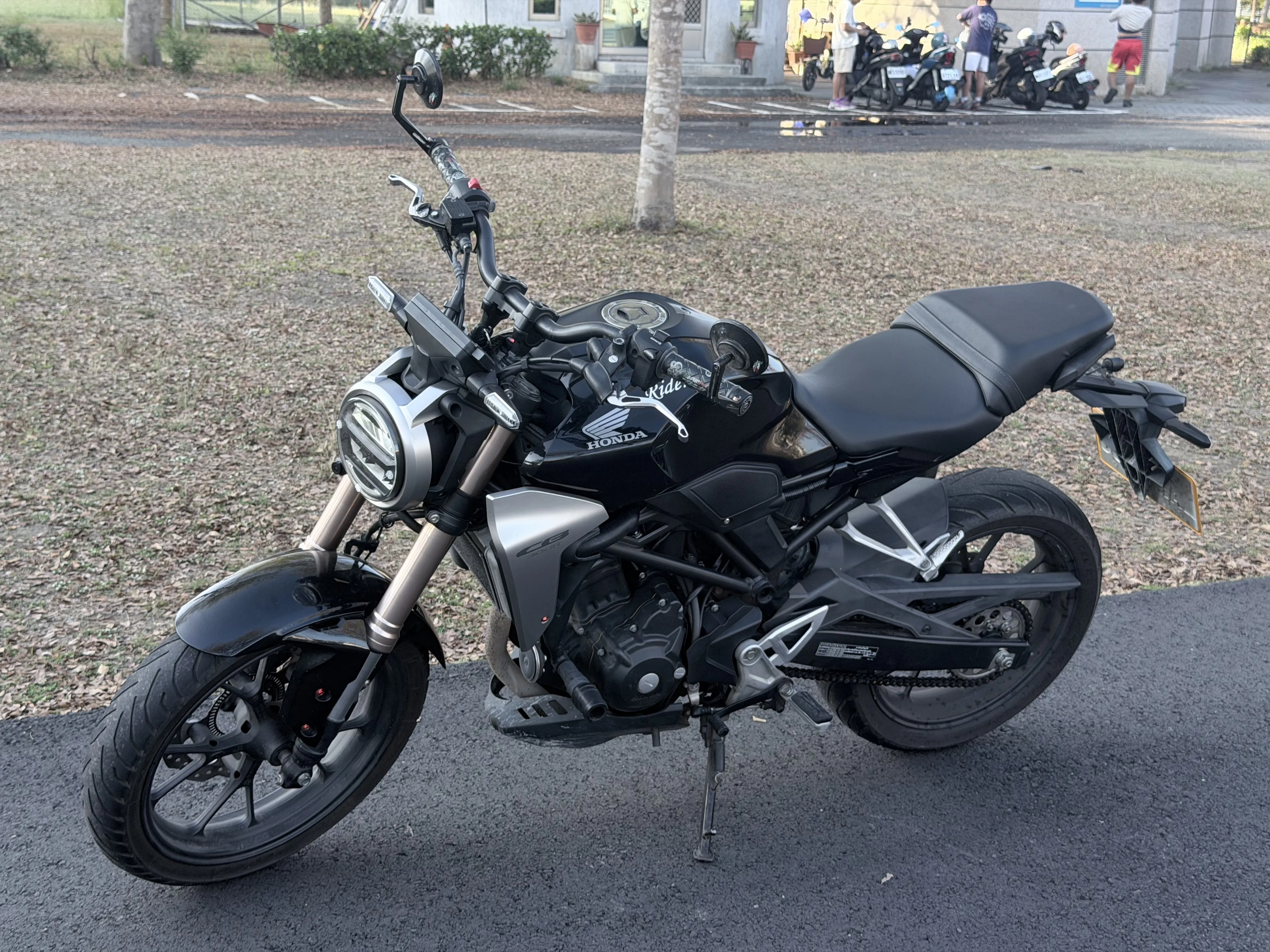 2019 HONDA CB300R