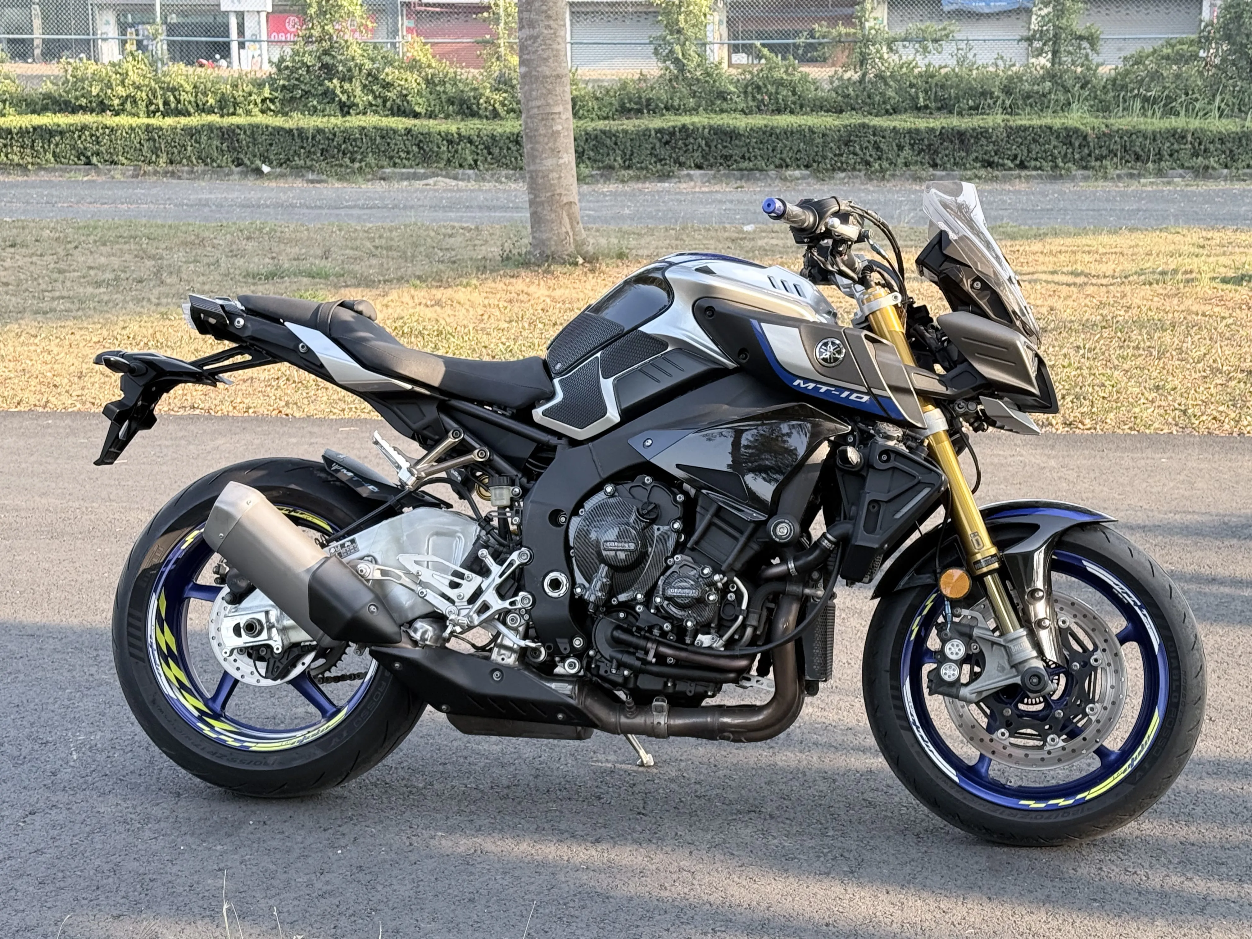 2017 YAMAHA MT-10SP