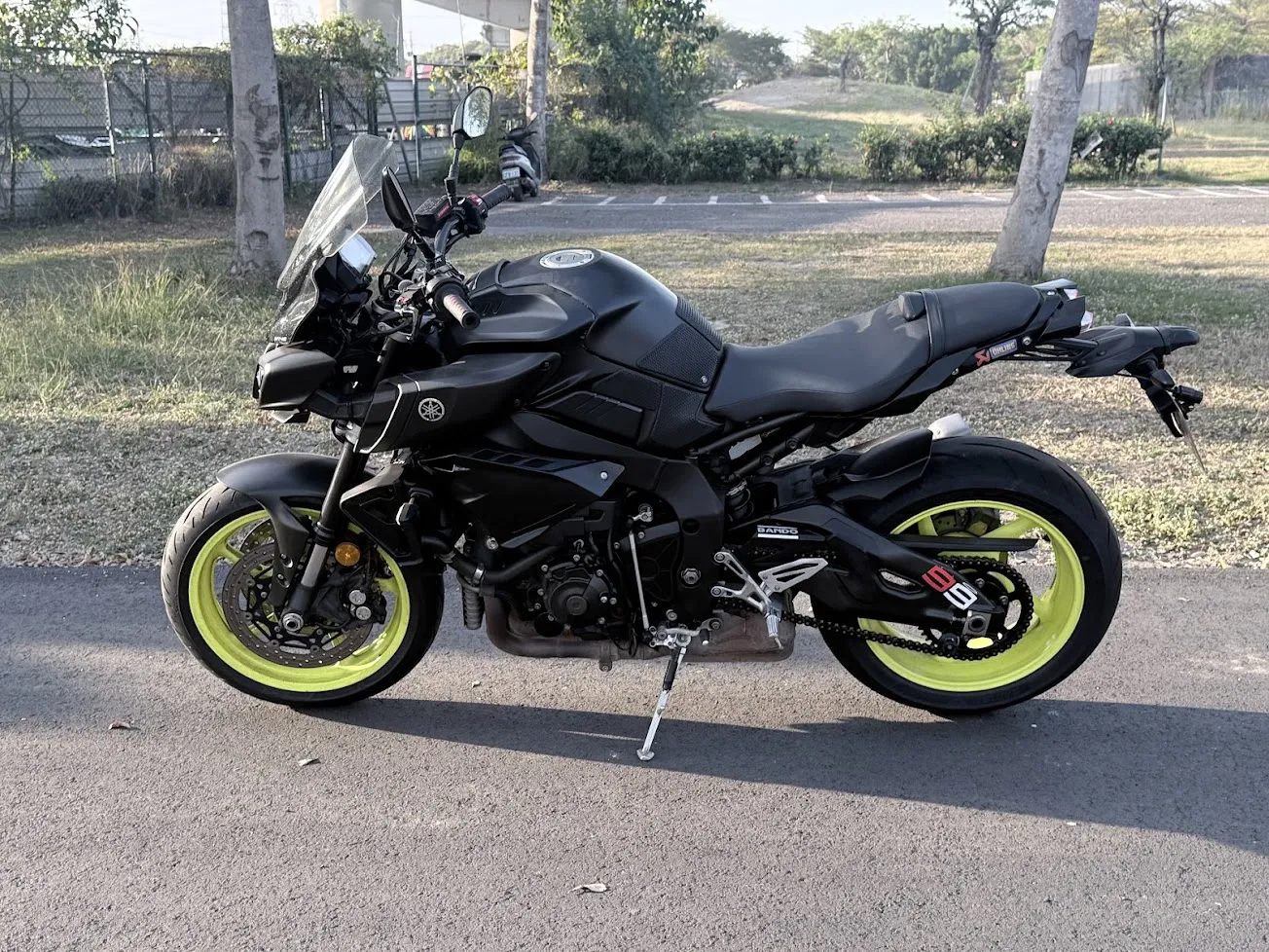 2016 YAMAHA MT-10