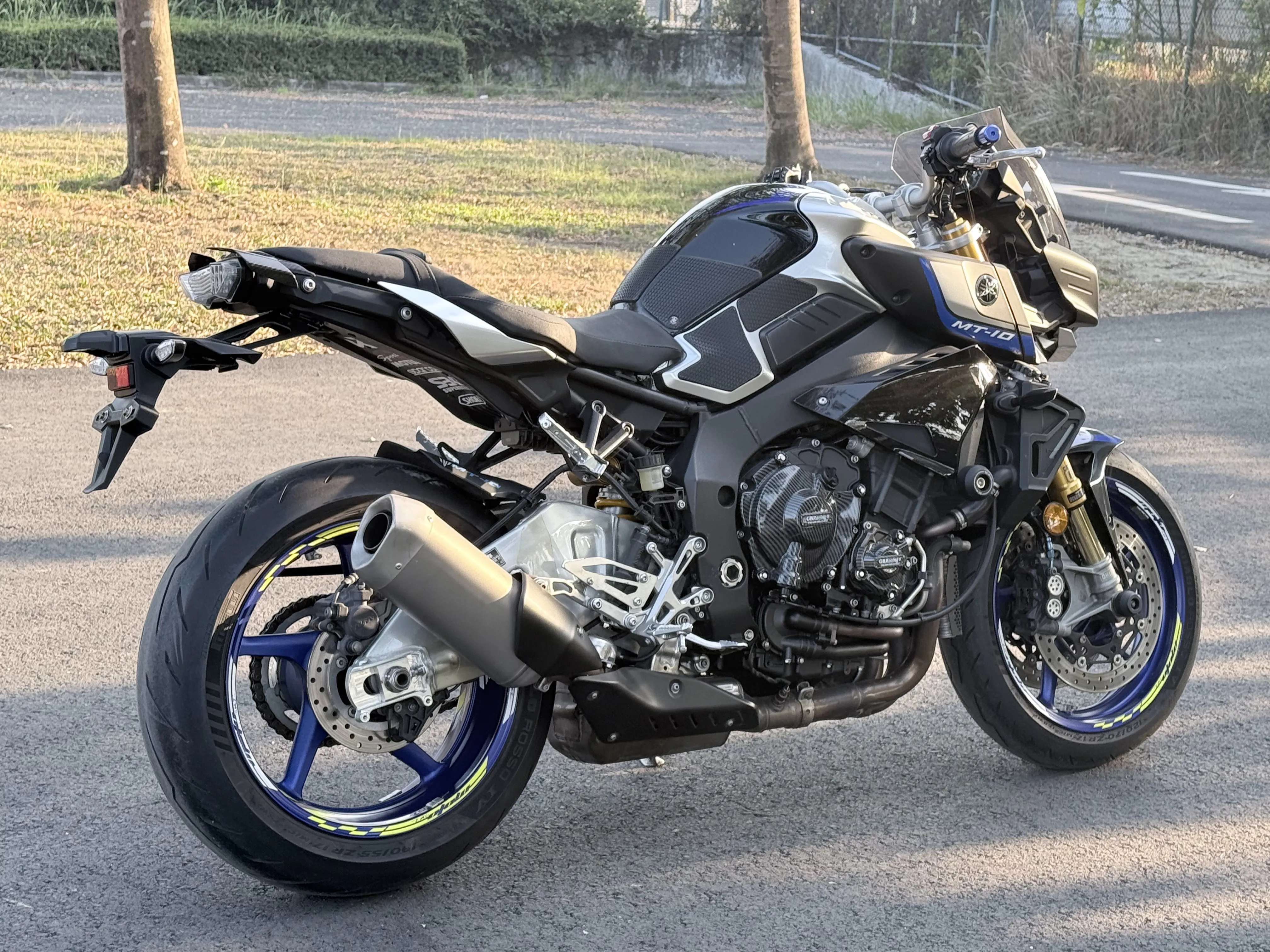 2017 YAMAHA MT-10SP