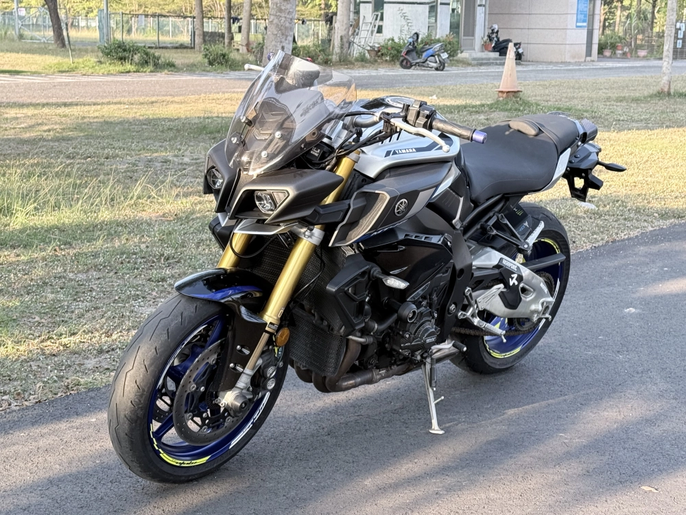 2017 YAMAHA MT-10SP