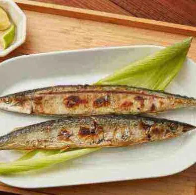特大-秋刀魚