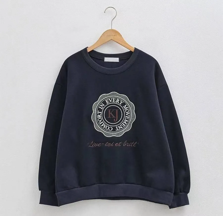 正韓自訂刺繡英字大學T