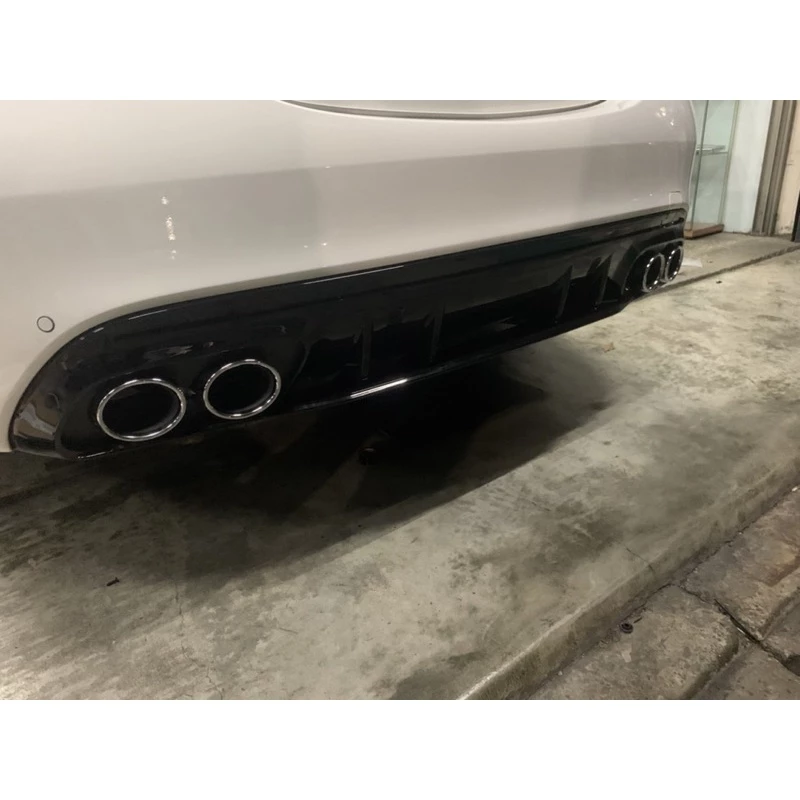 Benz W205  (C200/C300) 新款 C43下巴+尾飾管