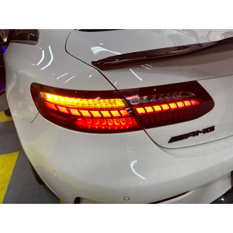 Benz E class coupe 雙門 C238 小改款 原廠歐規尾燈 龍鱗尾燈 小改前可安裝