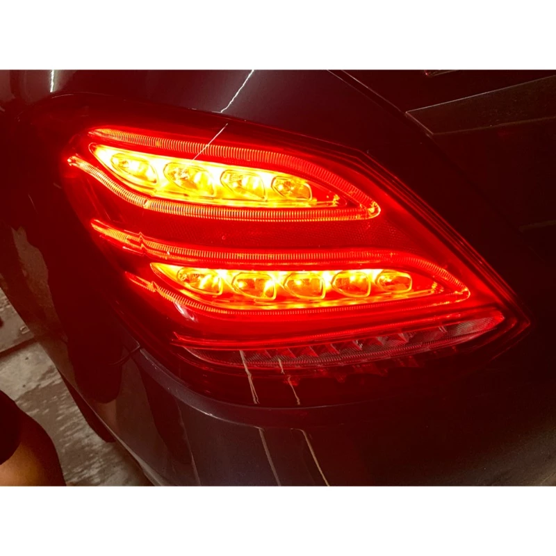 Benz W205 美規 低配改高配led尾燈 實車安裝(全新)