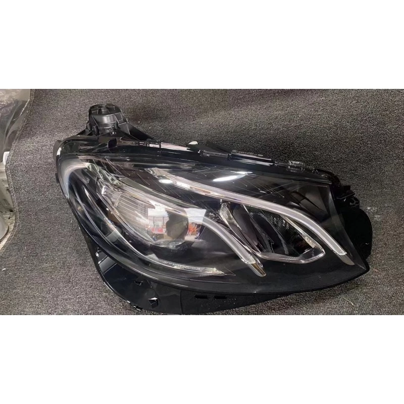 Benz W213 LED美規改歐規大燈(去除腦人的反光片)