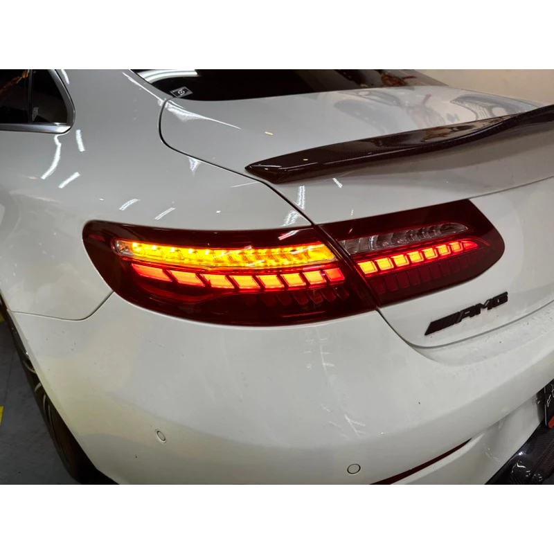 Benz E class coupe 雙門 C238 小改款 原廠歐規尾燈 龍鱗尾燈 小改前可安裝