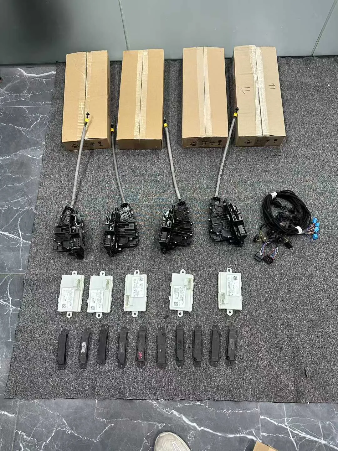 Benz 賓士W167 GLS原廠電吸門