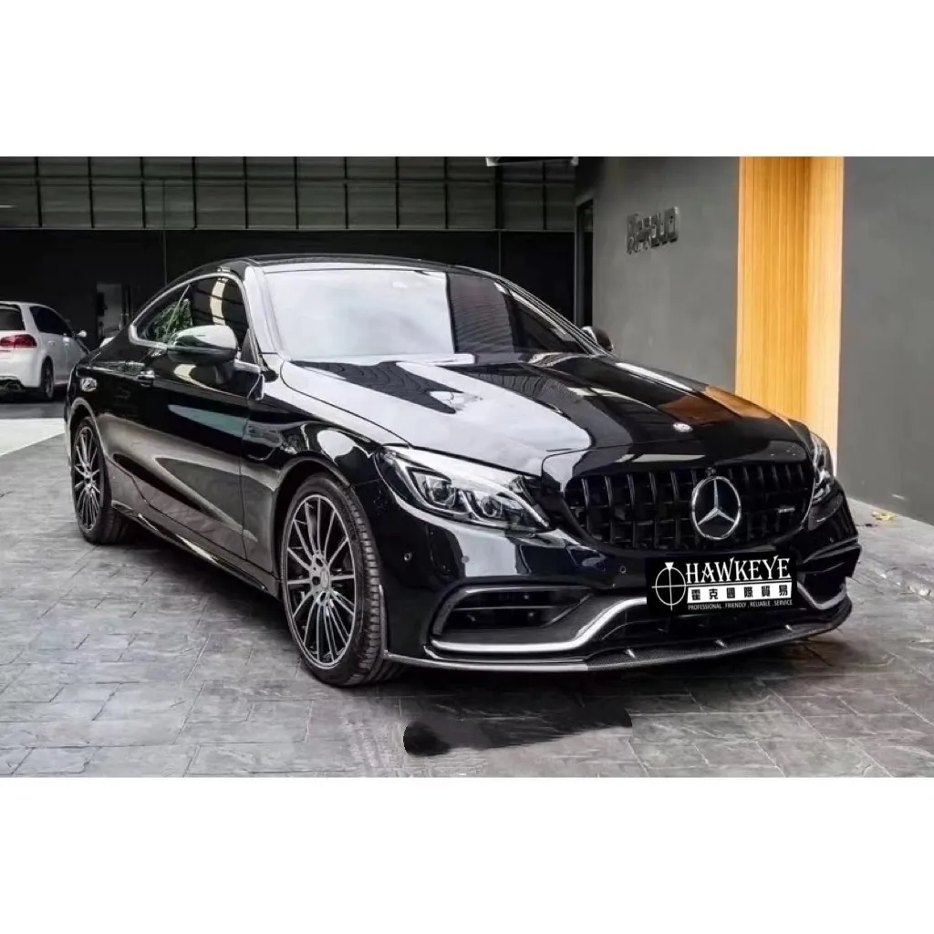 Benz 賓士 W205雙門改裝AMG款大包(搭配碳纖維下巴)