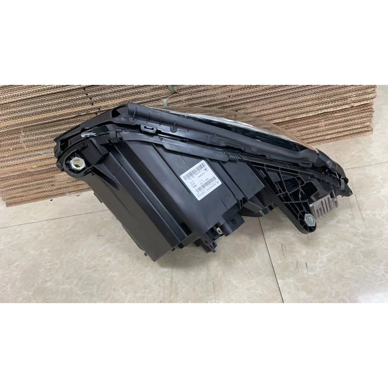 Benz W205 原廠 美規 單魚眼大燈 LED大燈 總成 半總成