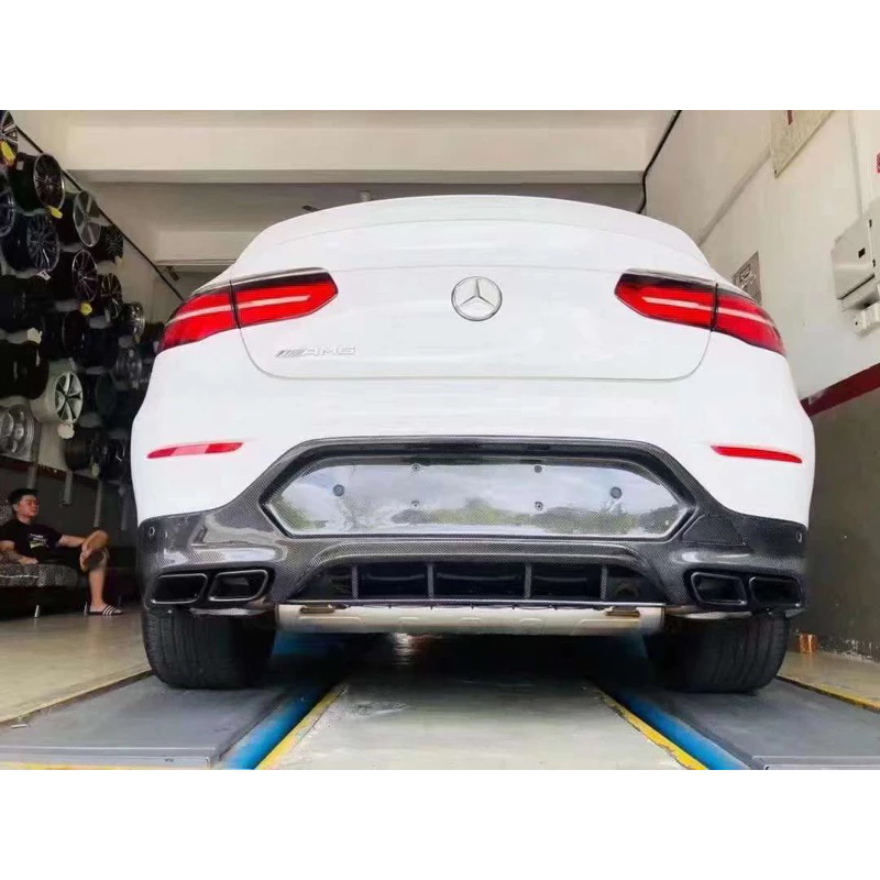 Benz GLC COUPE 改裝碳纖維後下巴