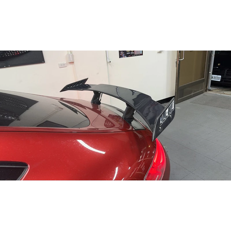 Benz AMG GT 碳纖維大尾翼