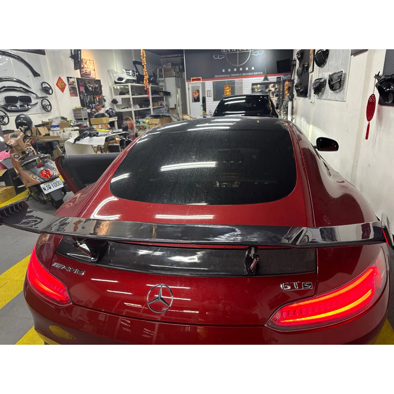 Benz AMG GT 碳纖維大尾翼