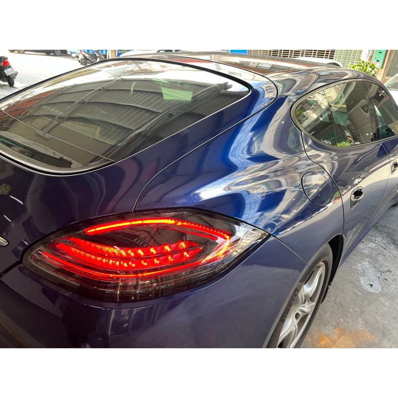 保時捷 Porsche Panamera 970.1升級970.2 尾燈 直上 薰黑 紅色