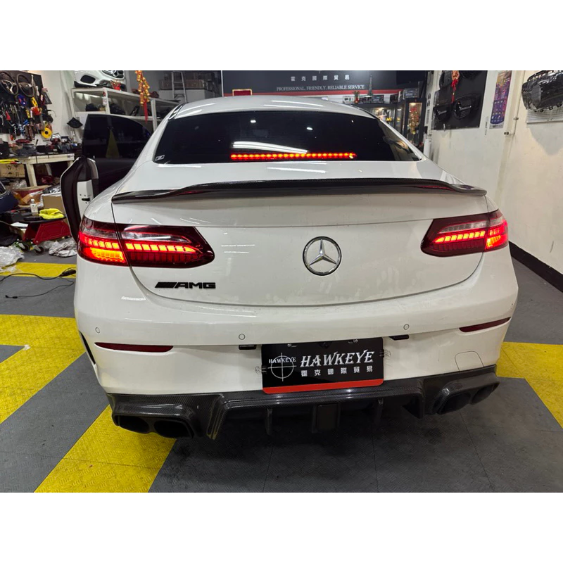 Benz E class coupe 雙門 C238 小改款 原廠歐規尾燈 龍鱗尾燈 小改前可安裝