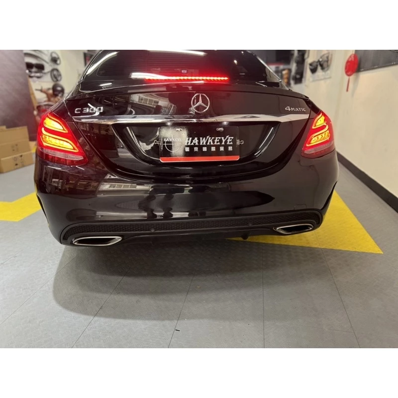 Benz W205 歐規 OEM 低配改高配led尾燈 (全新)