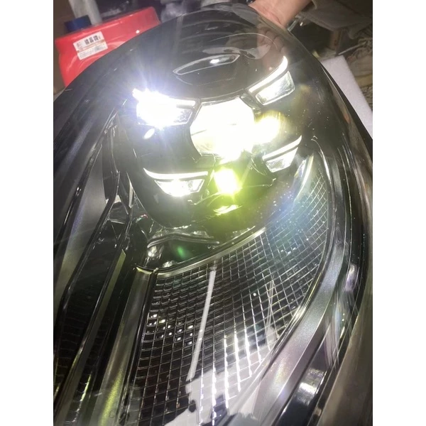 Porsche Macan 老款改小改款樣式 LED 大燈總成(副廠)