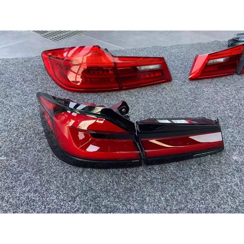BMW G30 5系 原廠LCI新款 紅黑尾燈