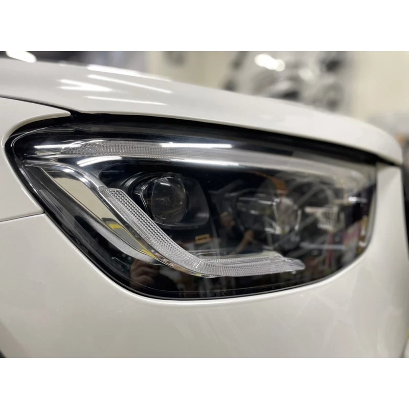 Benz 20年 多光束大燈+ GLC 63 前保