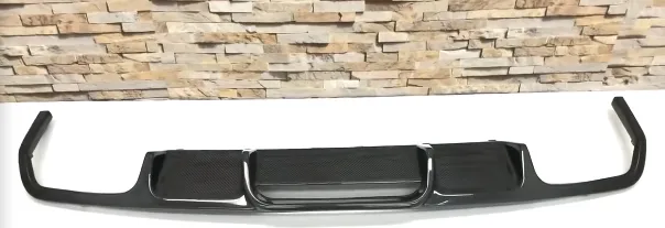 Benz 賓士 CLS W218 Brabus巴博斯碳纖維材質後下巴