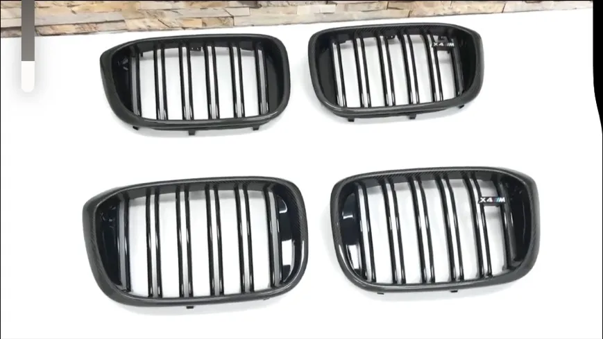 BMW 新款X3 G01/X4 G02 前期 雙線亮黑碳纖維水箱護罩
