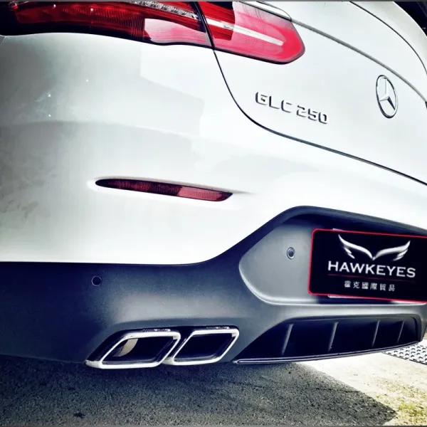 Benz GLC63 coupe尾飾管, 黑/銀 二款