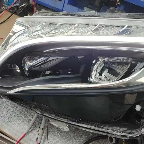Benz W447 V250 V300 Vito大燈 維修 修復 日行燈 導光條 泛黃 變黃